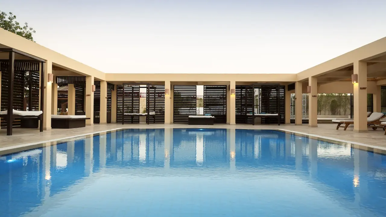 الفندق روبنسون - سوما باي